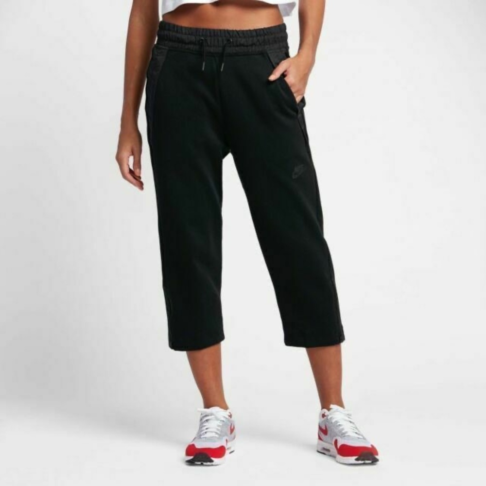 Nike crop sweat pants, size XS
